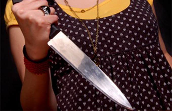Картинки по запросу женщина с ножом