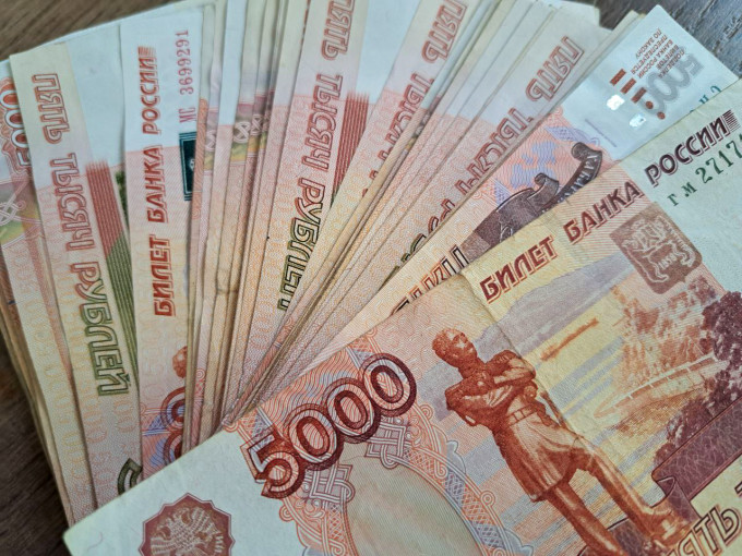 Госдолг Тюменской области вырос на два млрд рублей