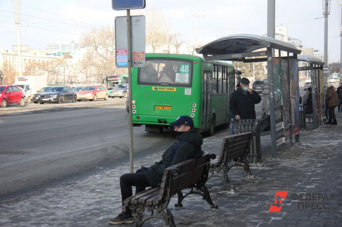 Жители нескольких челябинских поселков остались без единственного автобуса