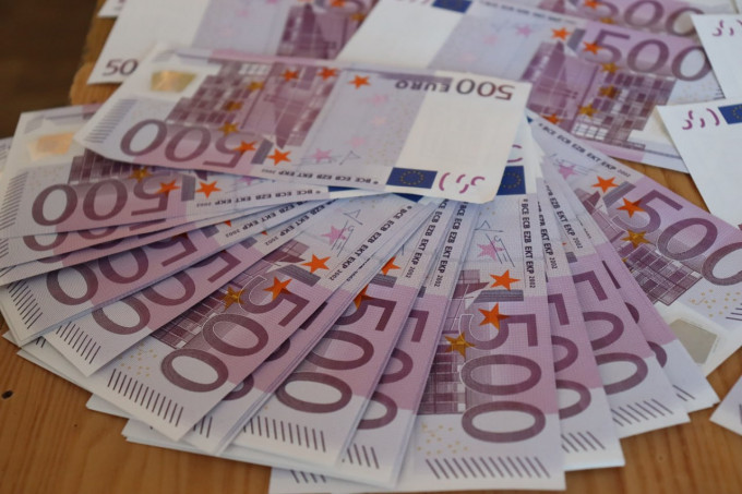 В Екатеринбурге осудили жителя Татарстана за сбыт поддельных евро