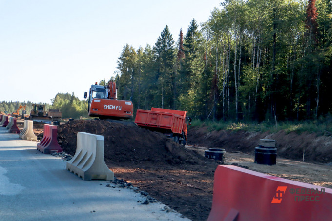 В Свердловской области построят и обновят более 200 километров дорог за 2024 год