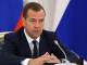 Медведев запретил больницам закупать импортные бинты и подгузники