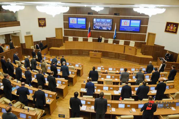 ​Свердловским депутатам рекомендовали отклонить инициативу о прямых выборах мэров