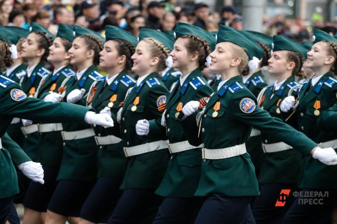 ​В Екатеринбурге на параде Победы впервые пройдут суворовцы