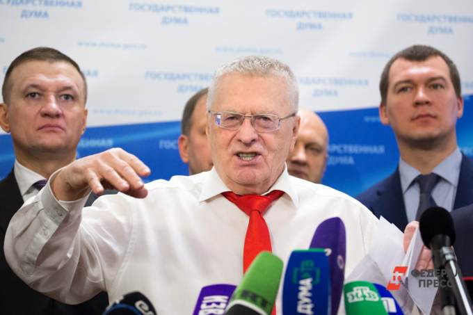 Депутатский мандат Жириновского передали югорскому либерал-демократу
