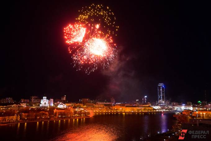 Праздничный салют в день парада обойдется Екатеринбургу в 10 миллионов рублей