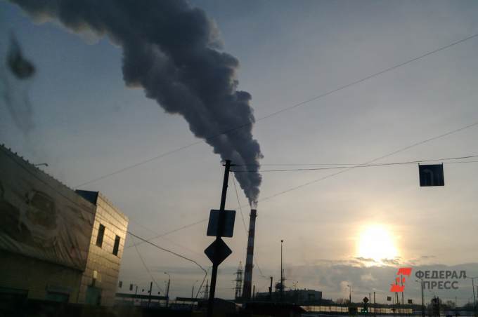 Жители Среднего Урала пожаловались на вредные выбросы с заводов