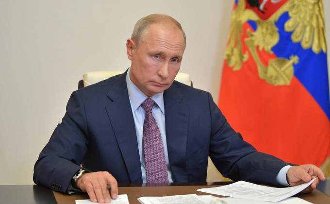 Владимир Путин пообещал посетить Екатеринбург в следующем году