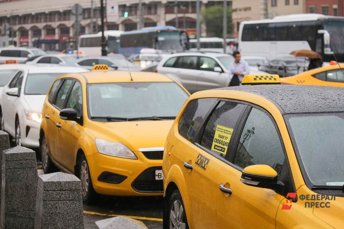 В Зауралье у нелегальных таксистов будут арестовывать автомобили