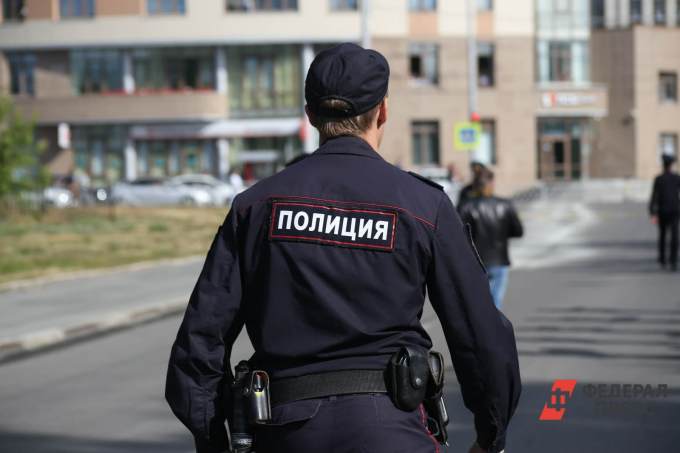 Свердловская полиция напомнила иностранцам о необходимости покинуть страну