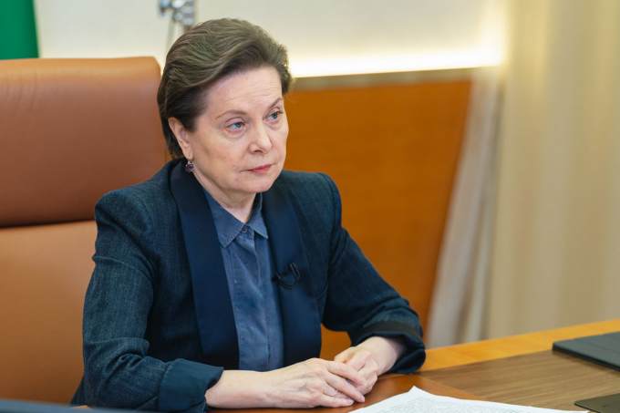 Губернатор Наталья Комарова подписала постановление об ужесточении карантинных мер