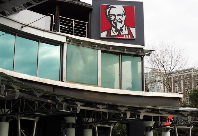 Прокуратура Ноябрьска потребовала, чтобы ресторан KFC обеспечил доступность для маломобильных граждан
