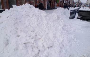 Снег в Екатеринбурге