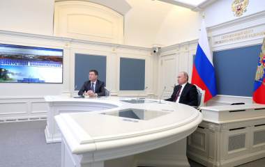 Владимир Путин открывает Харасэвэйское месторождение