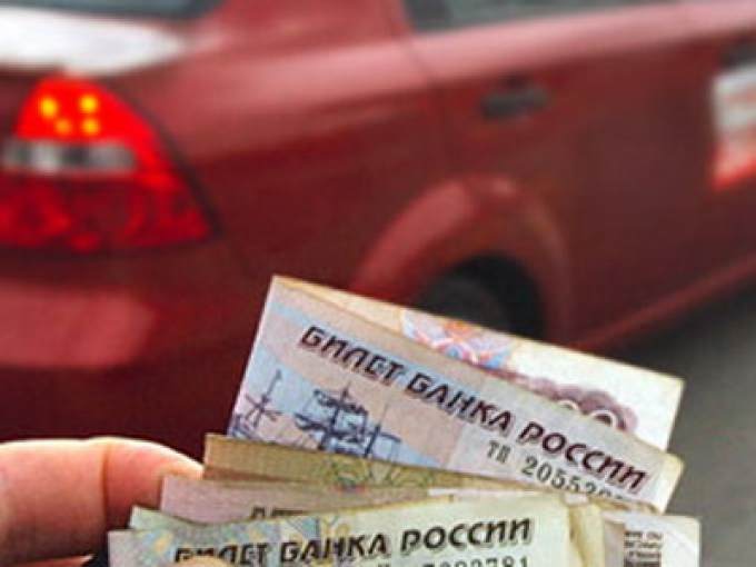 Для каждого из налогоплательщиков оспариваемая норма оценивается примерно в 18 тысяч рублей. Столько вне зависимости от своего социального статуса должен заплатить владелец автомобиля мощностью более 150 л.с.