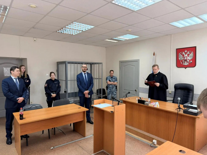 Заместитель прокурора из Екатеринбурга арестован по делу о крупной взятке