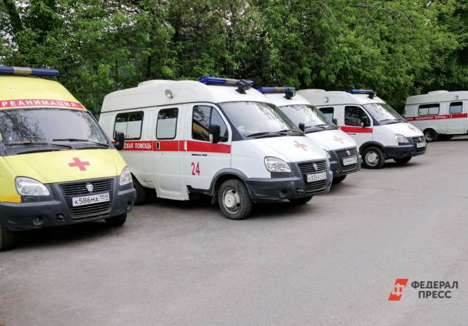 В Свердловской области скончалось десять человек с коронавирусом. Еще 227 заразились