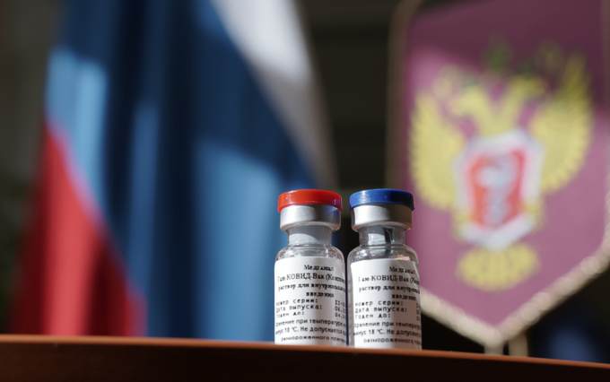 В минздраве рассказали, кто в Свердловской области получит бесплатную прививку от COVID-19