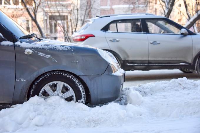 Орлов провалил первую первую проверку на прочность на посту мэра. Екатеринбург утонул в снегу