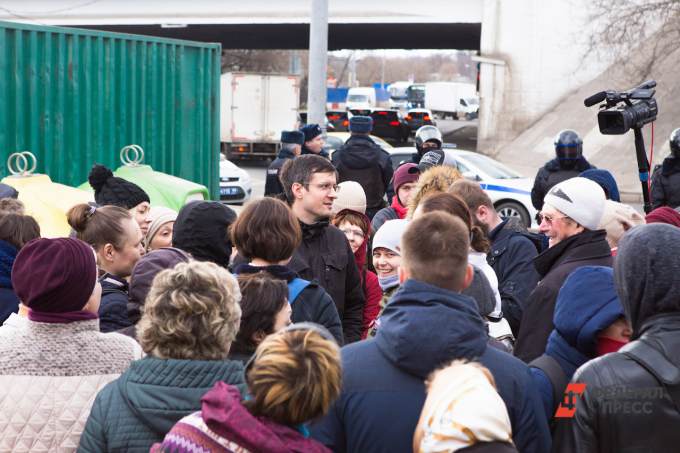 В Екатеринбурге из-за митингов Навального школьников выводят с дистанта на один день