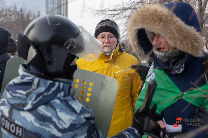 Депутат Киселев получил еще 30 часов обязательных работ за участие в акции в поддержку Навального
