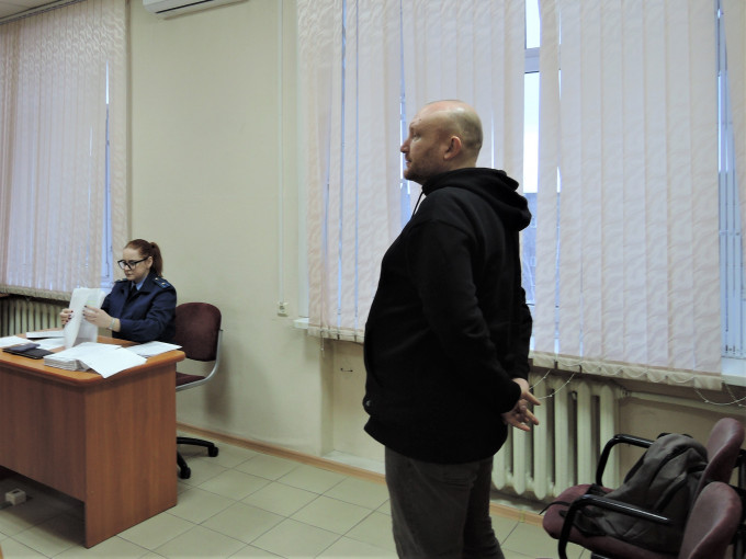 ​Суд признал экс-пиарщика Шумкова виновным в мошенничестве и освободил от наказания