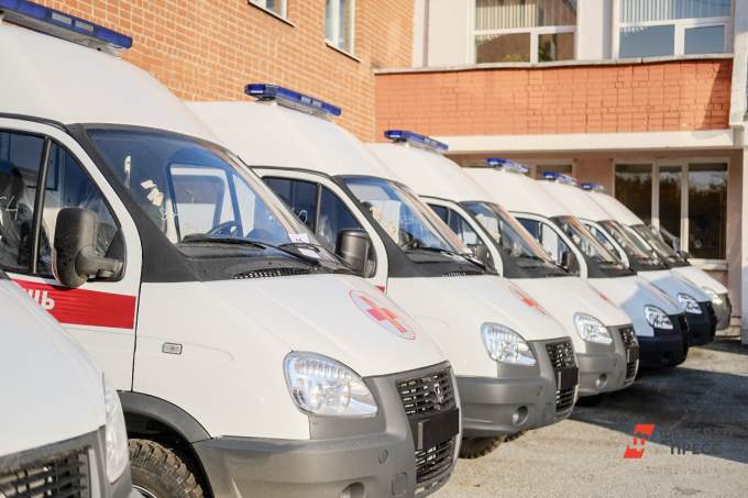 ​Югре в разгар пандемии власти распродают машины «скорой помощи»