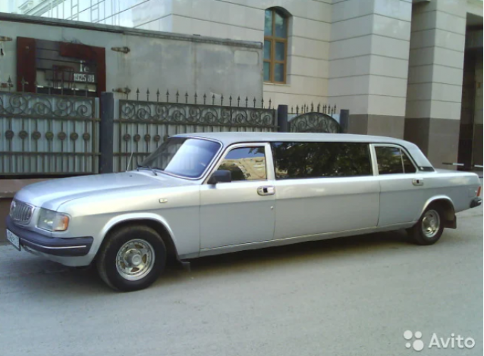 «Волга»-лимузин в Тюмени