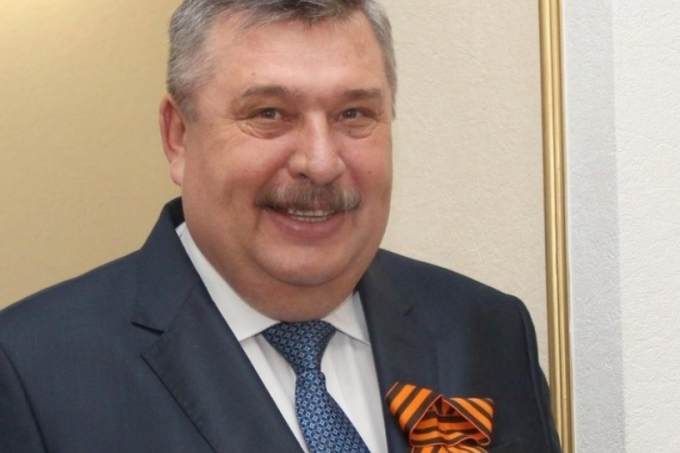 Петр Чикишев