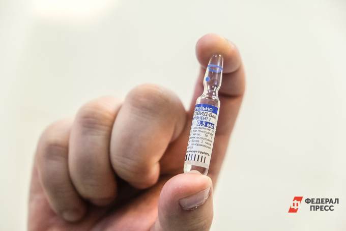 Директор депздрава Югры опроверг слухи о нехватке вакцины в регионе