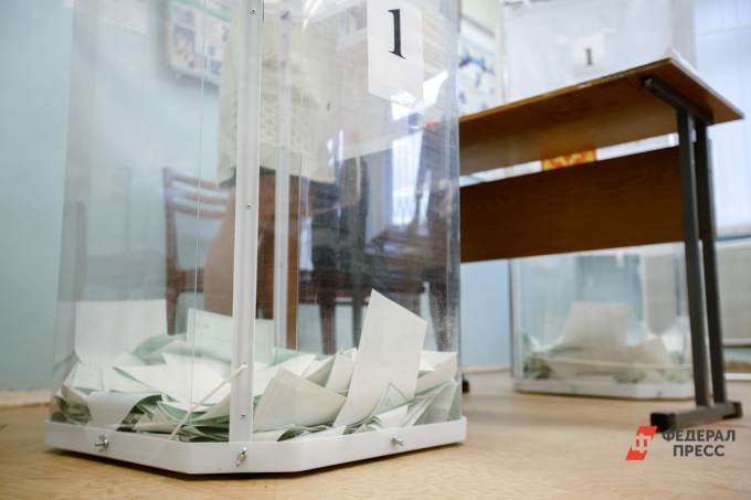 В Нижневартовске члены УИК испортили пачку бюллетеней для голосования