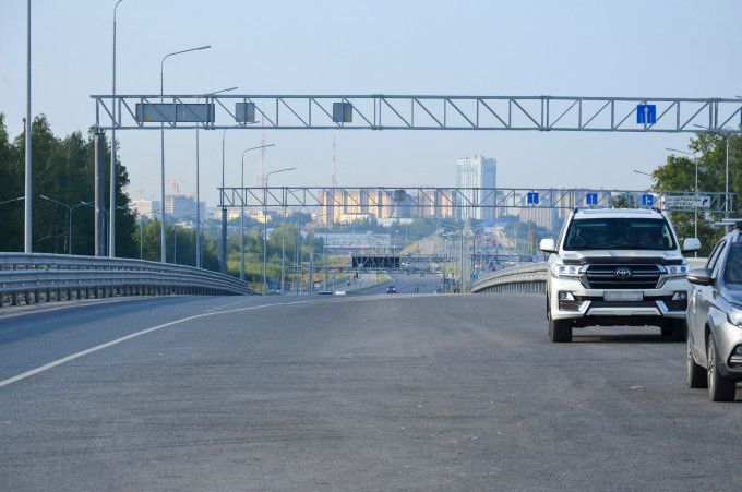 В РФ увеличат расходы на дорожное строительство