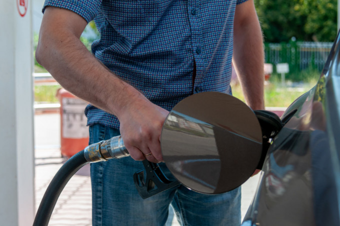 В Югре АЗС снизили цены на бензин