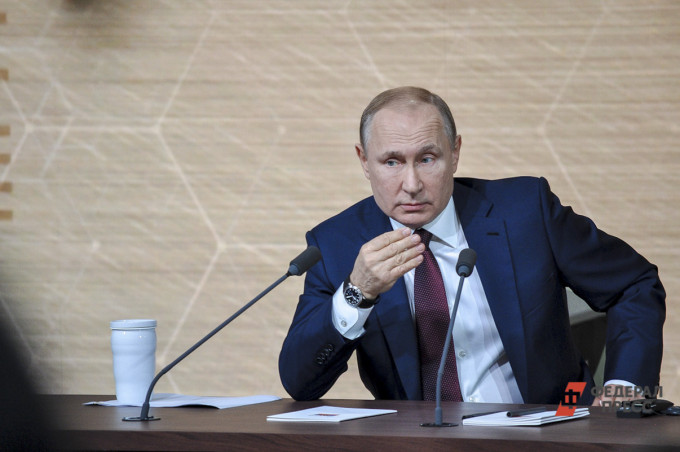 Путин подписал закон об увеличении МРОТ и выплаты к страхово	й пенсии