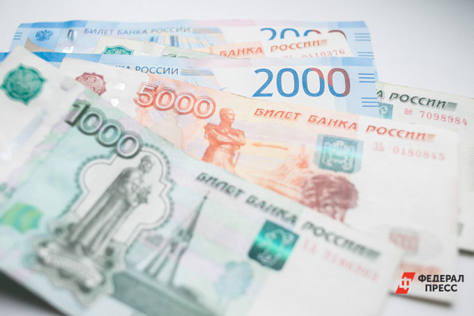 Екатеринбургским бюджетникам увеличат зарплаты