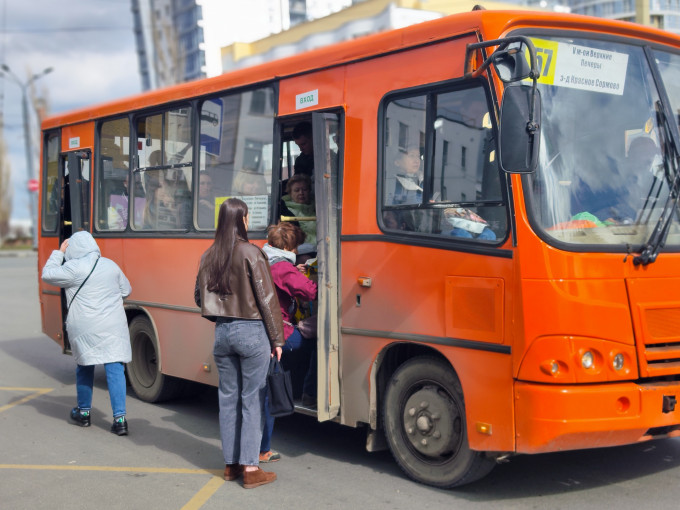 Жители Югорска пожаловались на частые поломки автобусов