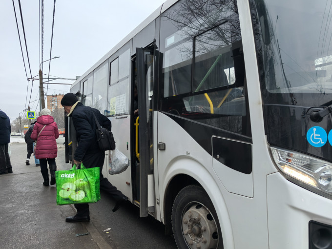 В Екатеринбурге ГАИ обнаружила 33 неисправных автобуса