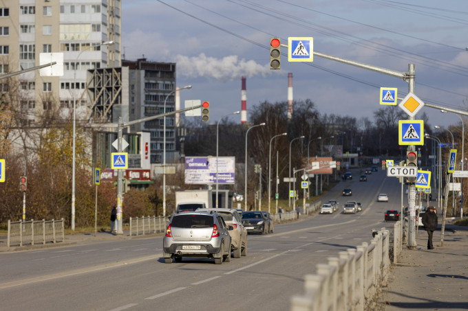 В Яр-Сале обновили дорогу на улице Мира