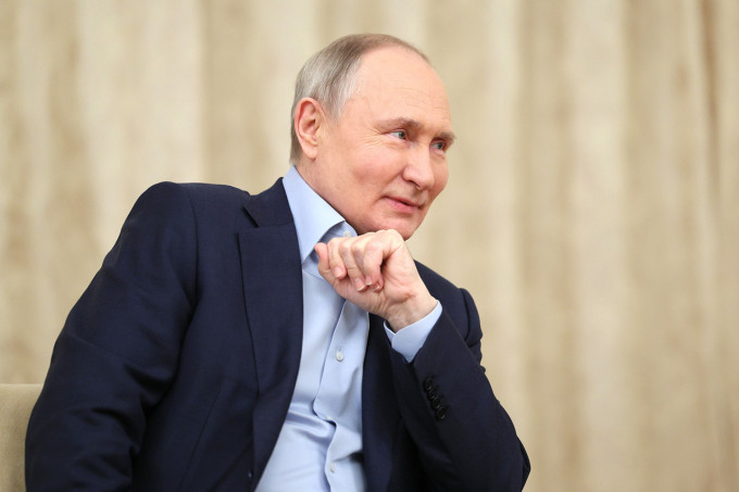 Путин поощрил пятерых тюменцев госнаградами и почетными званиями 