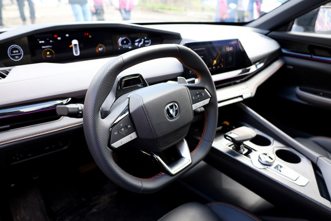 В Тюменской области цены на премиальные автомобили выросли на 15%