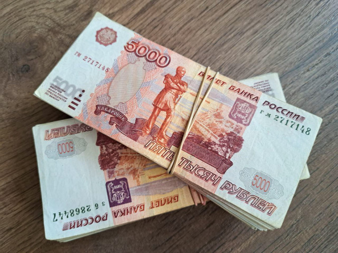 В Тюменской области назвали даты выплат пенсий и пособий в ноябре