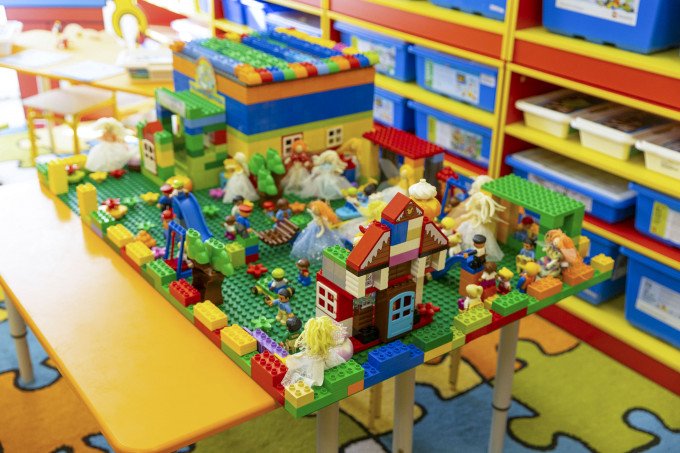 Губернатор Моор посетил досрочно открытый детсад в Тюмени