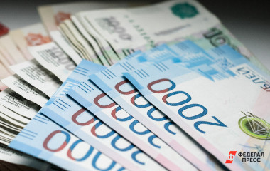 Две трети жителей РФ постоянно переживают о деньгах