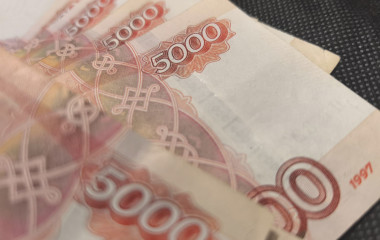 Аграрии обошли нефтяников: кому на Урале предлагают зарплаты под 200 тысяч