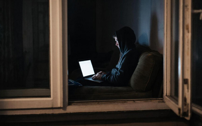 В РФ распространяется новая мошенническая схема о взломе «Госуслуг»