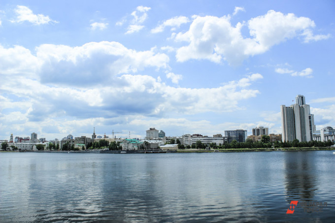 Власти Екатеринбурга отправили на доработку проект застройки набережной Верх-Исетского пруда