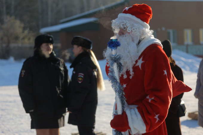 В челябинском отделении ЛДПР возмутились ценам на новогодний отдых и услуги Деда Мороза