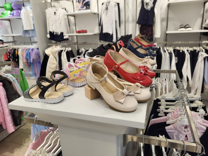 В России резко вырос импорт одежды и обуви