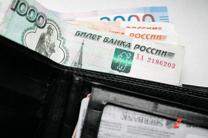 В 2023 году половина российских компаний увеличили зарплатный фонд