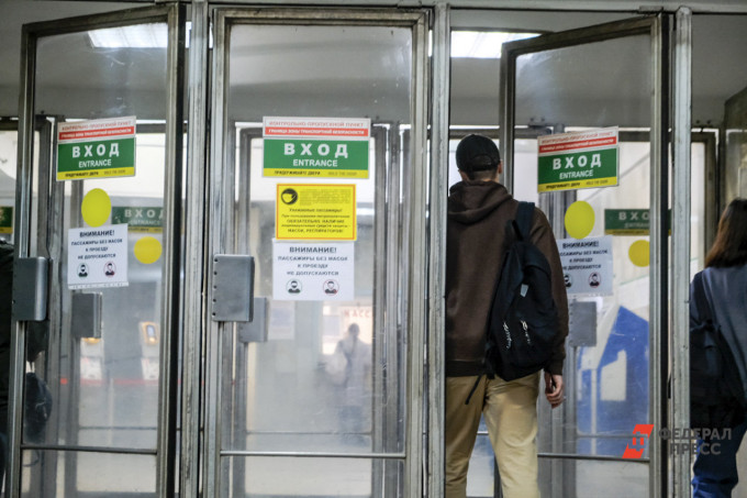В метро Екатеринбурга начинаются работы по замене турникетов